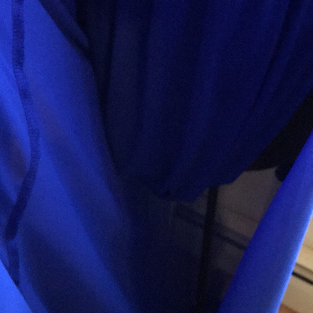 Dress - Picture 4 of 8